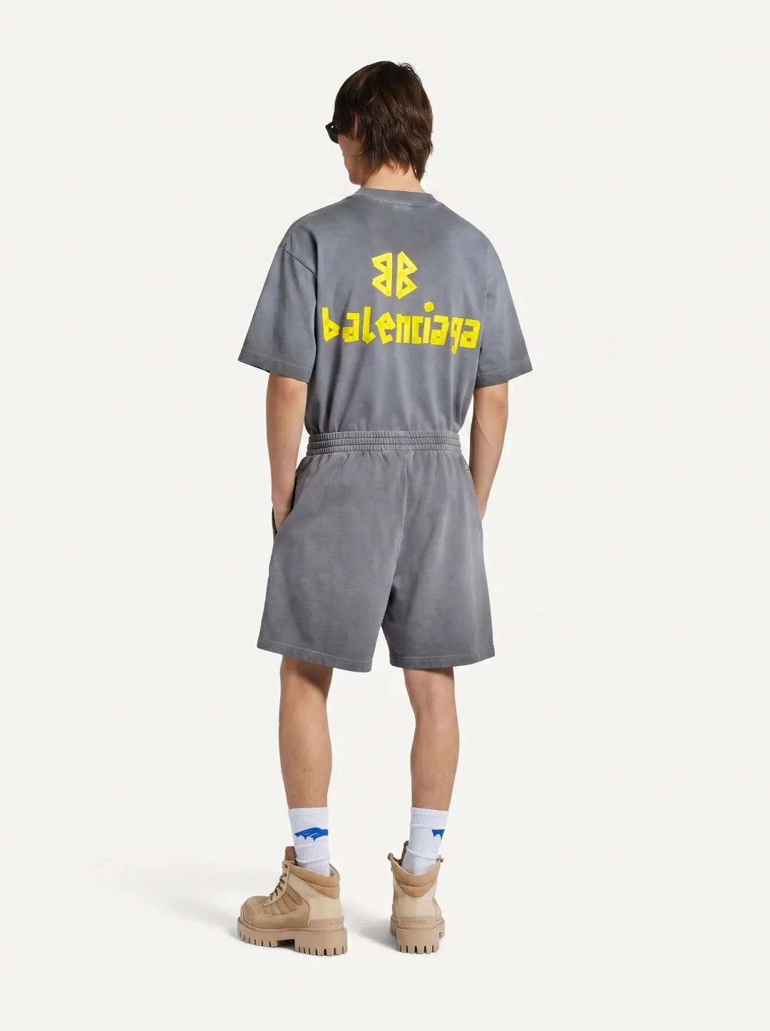 P90✨🔥 [balenciaga] 2026FW Paris Tape Letters Short Sleeve T-Shirt Premium 26s Double Yarn 300g Fabric Washed and sprayed with distressed process Color: Washed Brown Washed Purple Washed Gray Size: S M L XL 2XL
